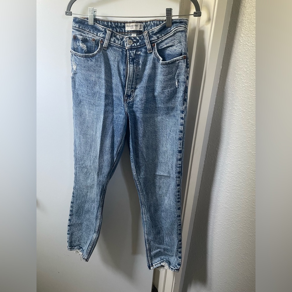 Abercrombie & Fitch Blue Straight Leg mom jeans